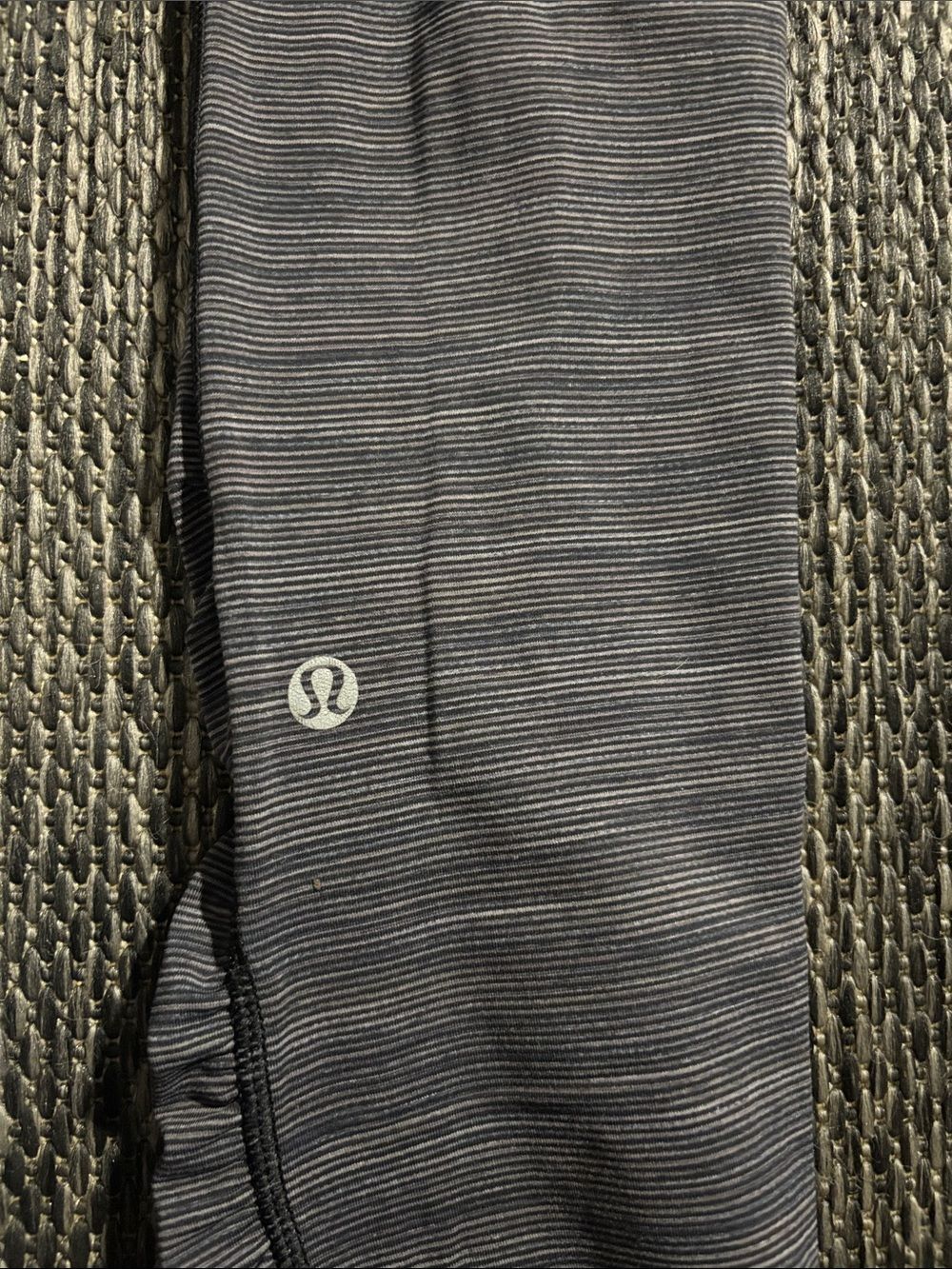 Lululemon Legging With Pockets Ruched Side Mid Rise Yellow Heathered Grey Size 6 - Picture 8 of 9